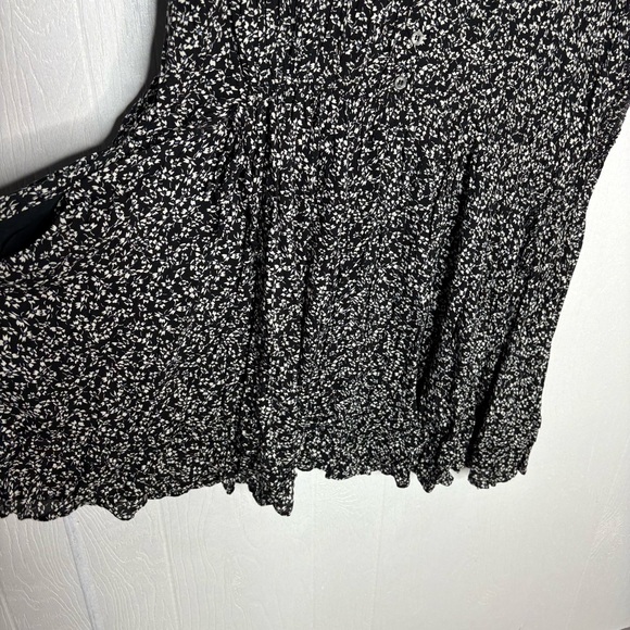 Free People One fine day black ditsy print mini tunic dress size medium - Picture 6 of 13